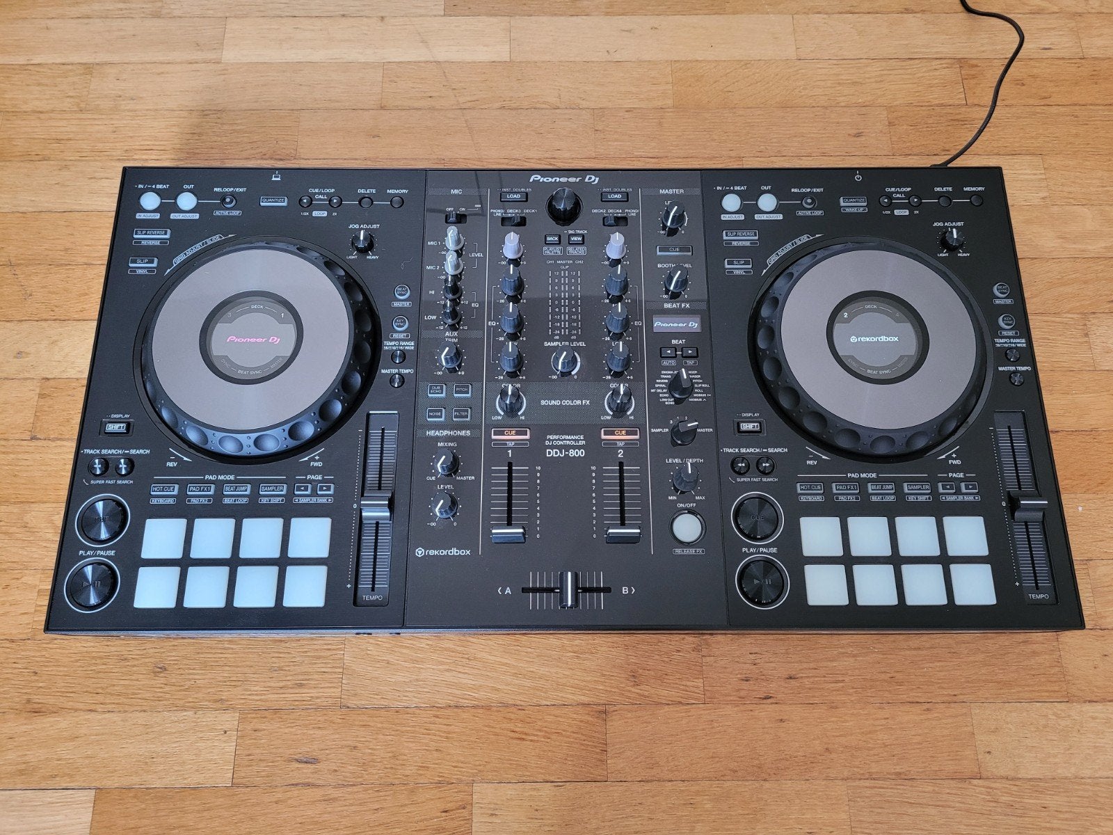 Pioneer DDJ-800 - état comme neuf, Muziek en Instrumenten, Dj-sets en Draaitafels, Ophalen of Verzenden, Pioneer