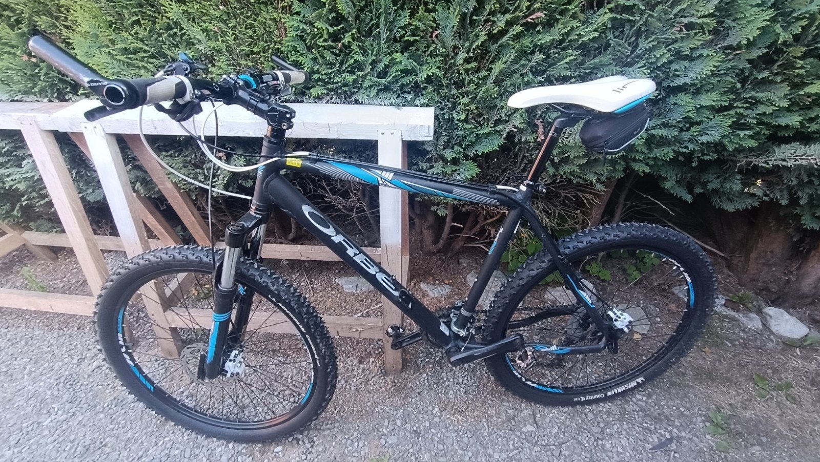 ORBEA 26" mountainbike - NIEUWE mechanische staat - Uitgerus, Fietsen en Brommers, Overige merken, Ophalen of Verzenden, Zo goed als nieuw