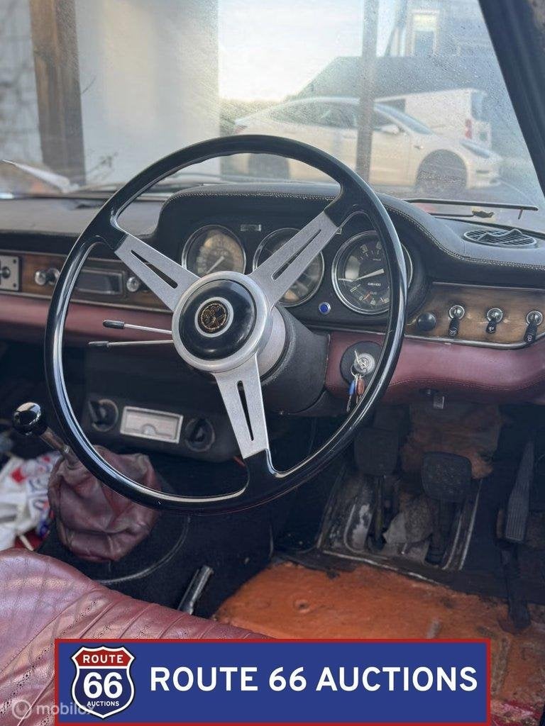 Alfa Romeo 2600 Sprint | 1965 | Route 66 Auctions, Autos, Achat, Entreprise, Boîte manuelle, Autre carrosserie