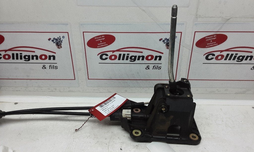 SELECTEUR DE VITESSES Ford Focus 1 Wagon (XS4R7K387HC), Mevr. I. Hauben, Rue de l'Espoir 34 34
4030  GRIVEGNÉE, BE, Info@Collignon.be