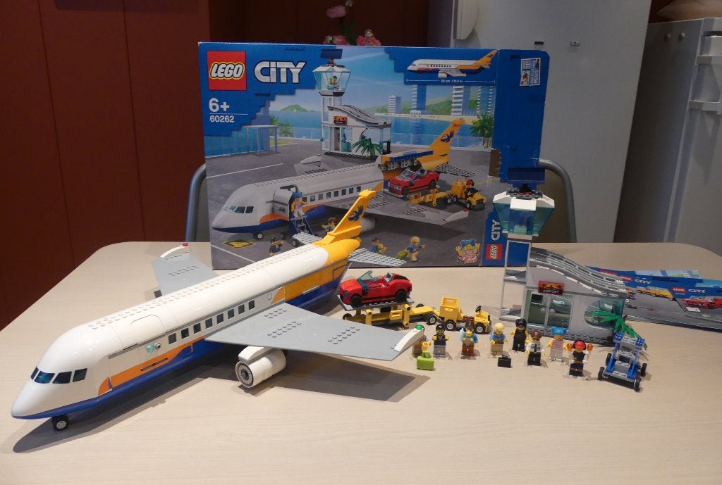 Lego City 60262 :   ZEER MOOI PASSAGIERSVLIEGTUIG, City, Lego, Ophalen of Verzenden, Zo goed als nieuw
