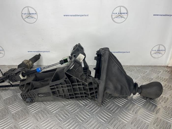 Timonerie de changement de vitesse d'un Mercedes Sprinter, -, 3 mois de garantie, Utilisé, -