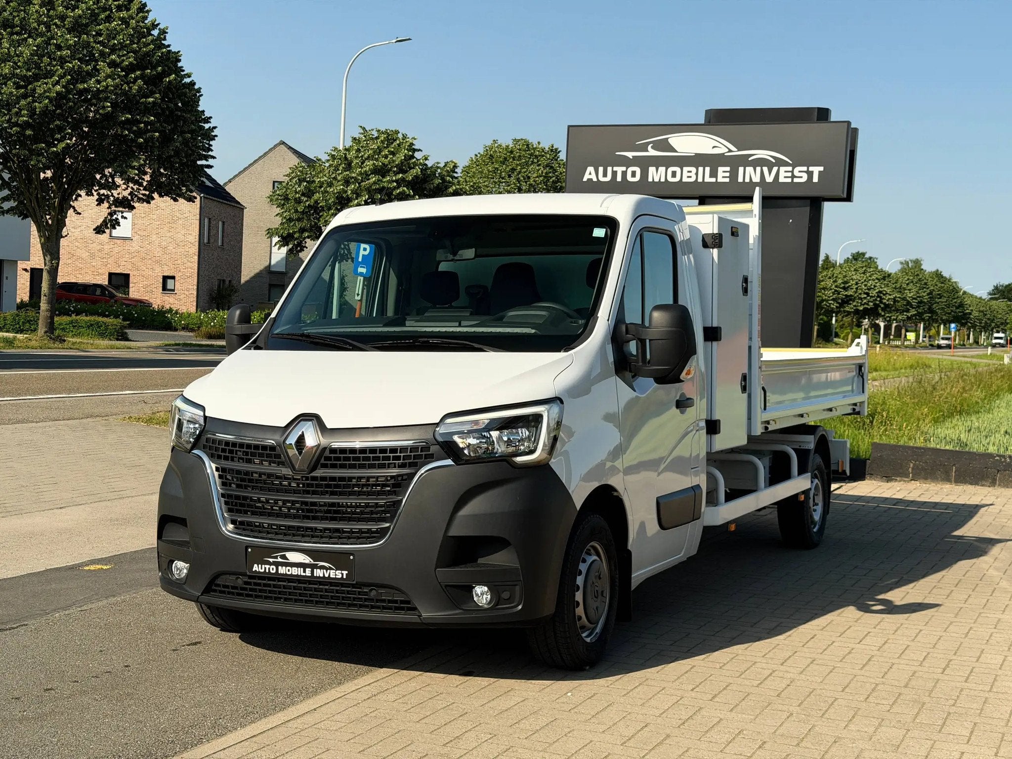Renault Master 2.3 dCi BENNE BASCULANTE ATTELAGE/CARPLAY 048, Autos, Euro 6, Entreprise, 3 places, Noir
