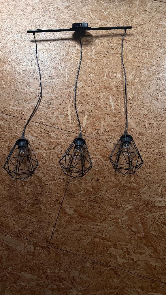 Lustre suspension EGLO TARBES – 3 abat-jours cage diamant, Maison & Meubles, Enlèvement, Neuf, Métal