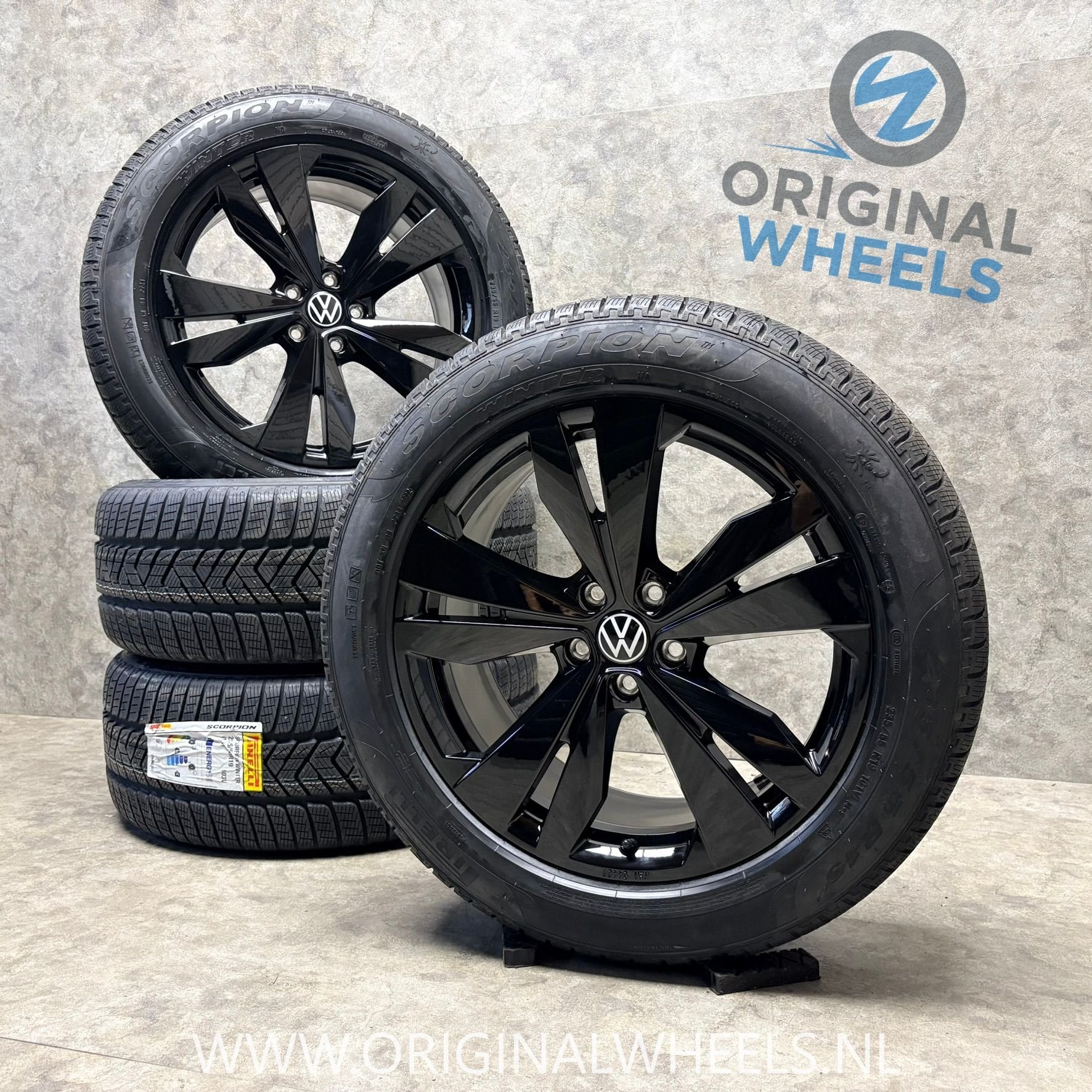 19 inch originele Loen velgen + winterbanden Volkswagen ID.4, Auto-onderdelen, 19 inch, Gebruikt, -, -