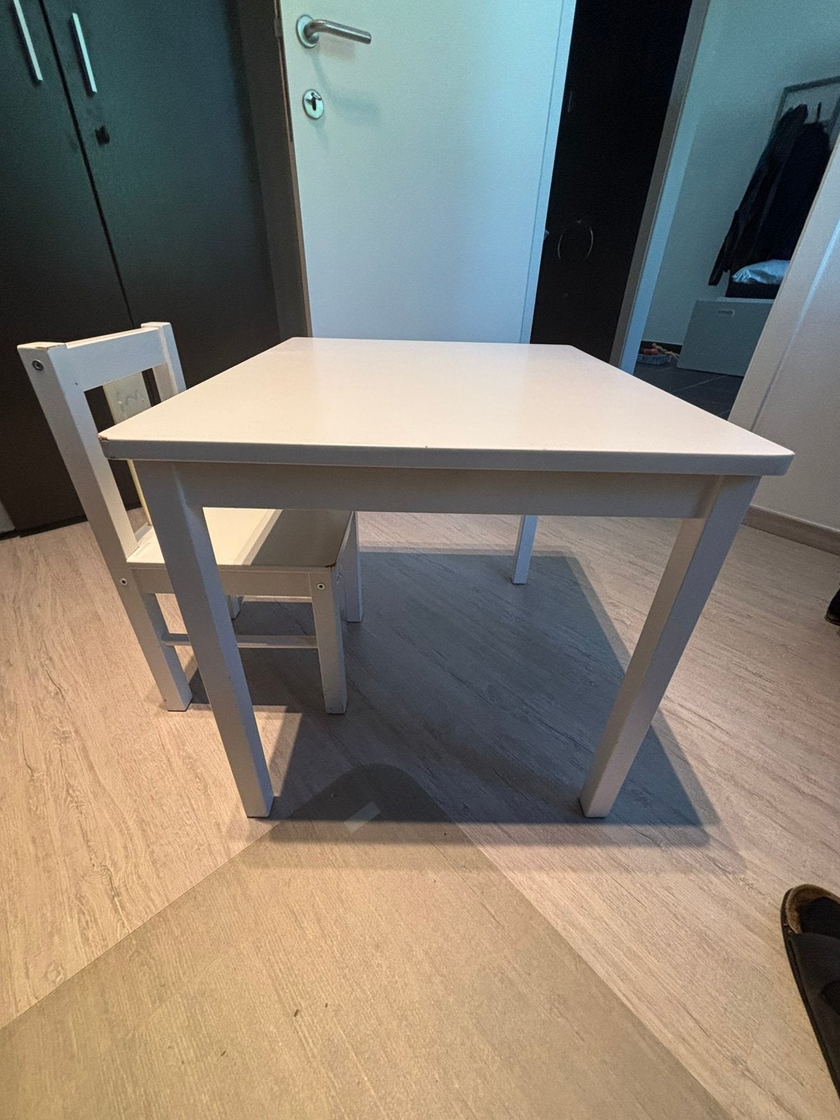 IKEA LÄTT kindertafel met 1 stoel - wit, Enlèvement, Utilisé