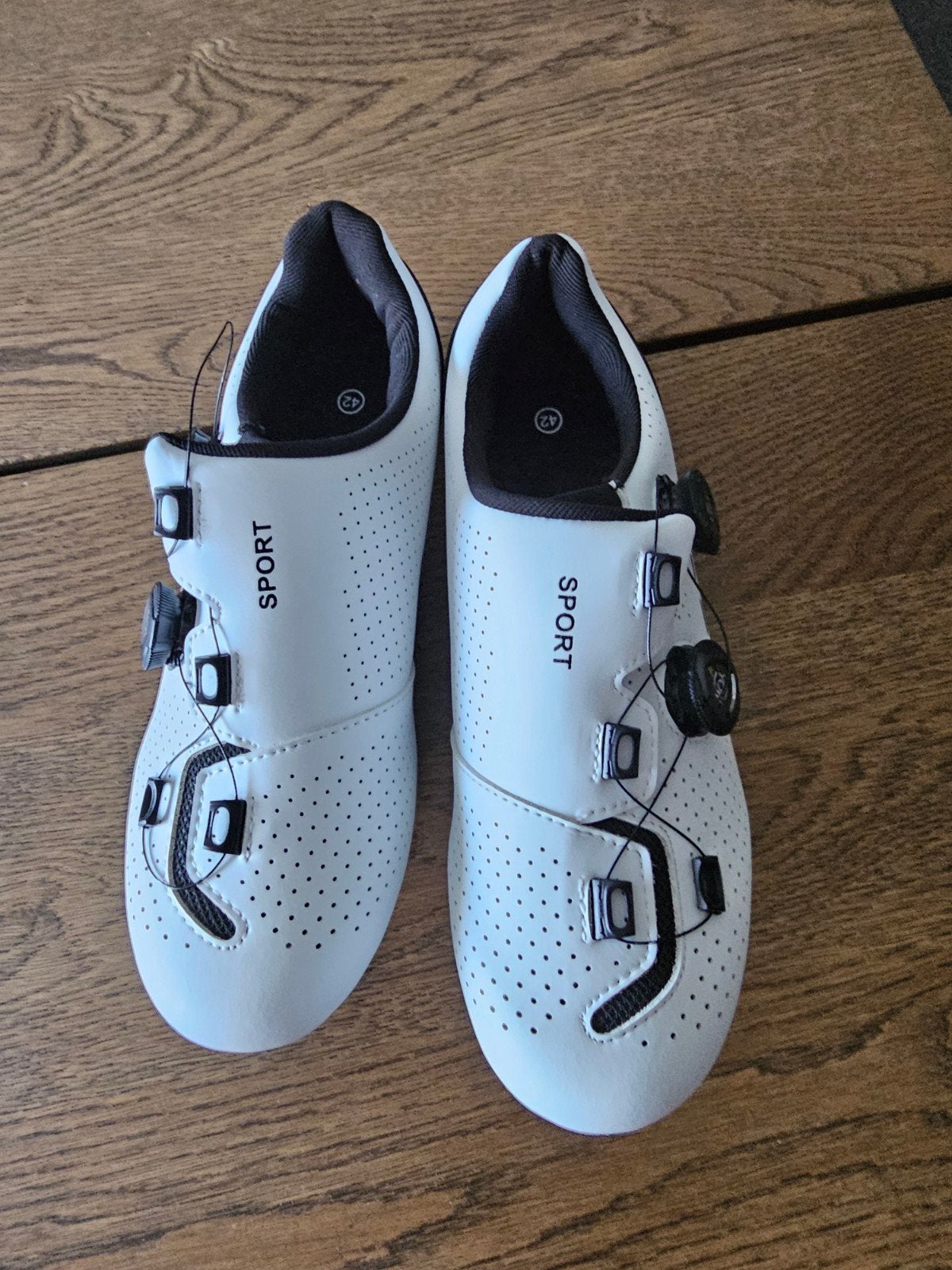Spinternieuwe MTB schoenen nooit gebruikt maat 42, Ophalen of Verzenden