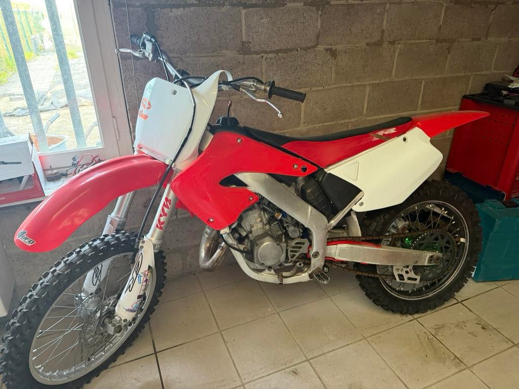 125cc crossmotor honda 2 takt, Fietsen en Brommers, Ophalen, Zo goed als nieuw, Honda