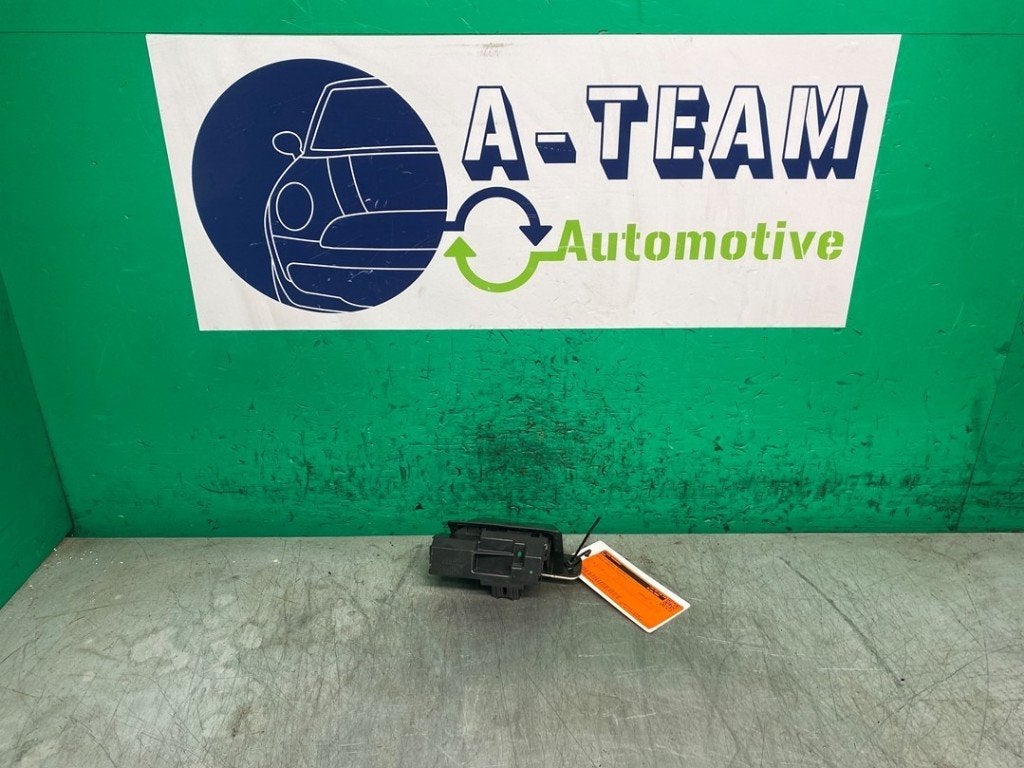 SLOTVANGER ACHTERKLEP Ford B-Max (JK8) (01-2012/12-2017), Auto-onderdelen, Gebruikt, Henry-Ford-Straße  1
50735  Köln, DE, Ford-Werke GmbH