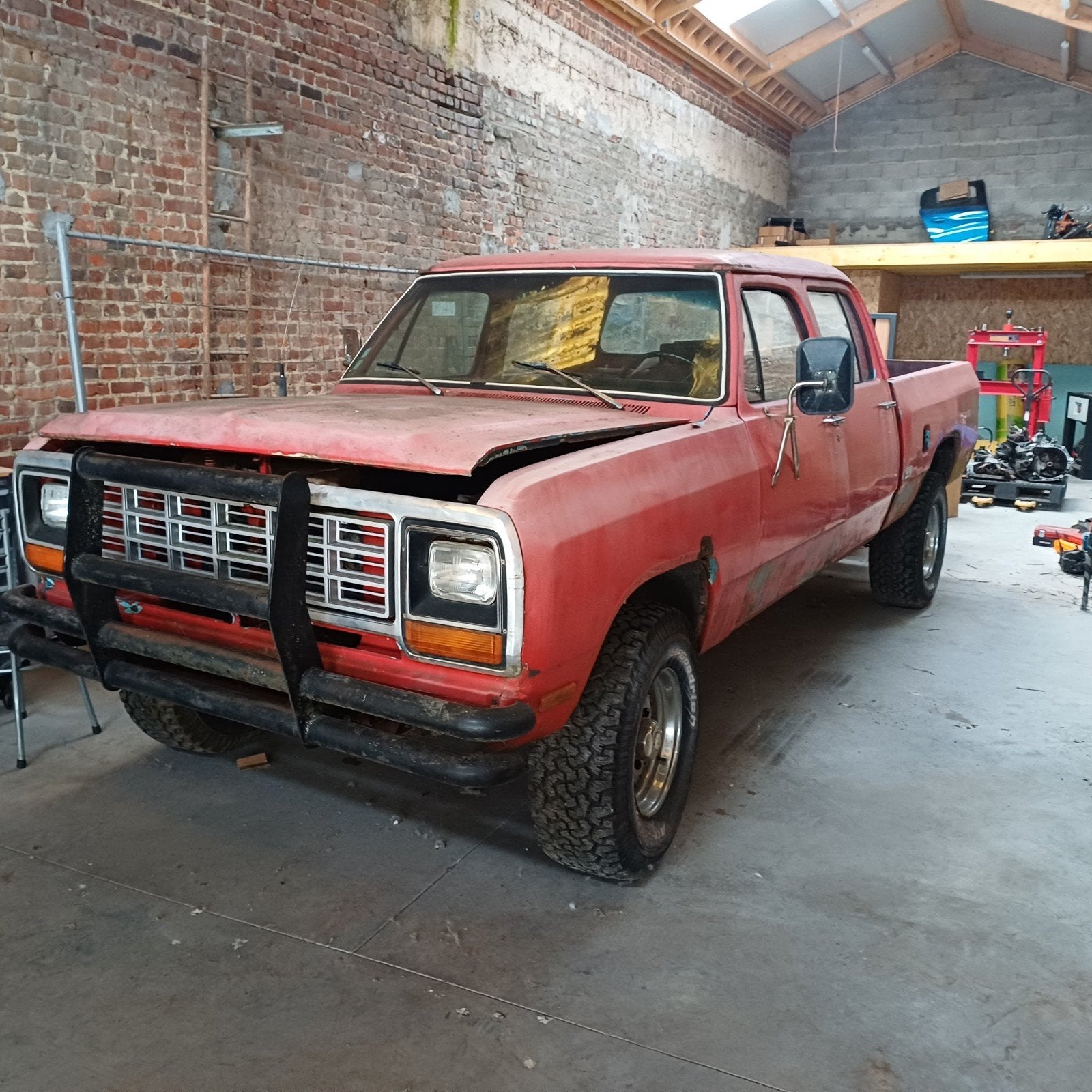DODGE RAM W250 CrewCab de 1982, Particulier, Achat
