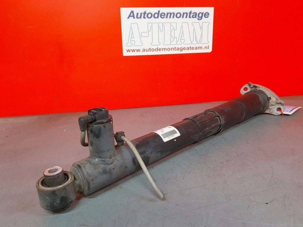 AMORTISSEUR ARRIÈRE DROIT Golf VII (AUA) (|5Q0512009AJ|), Autos : Pièces & Accessoires, Suspension & Châssis, Volkswagen, Utilisé