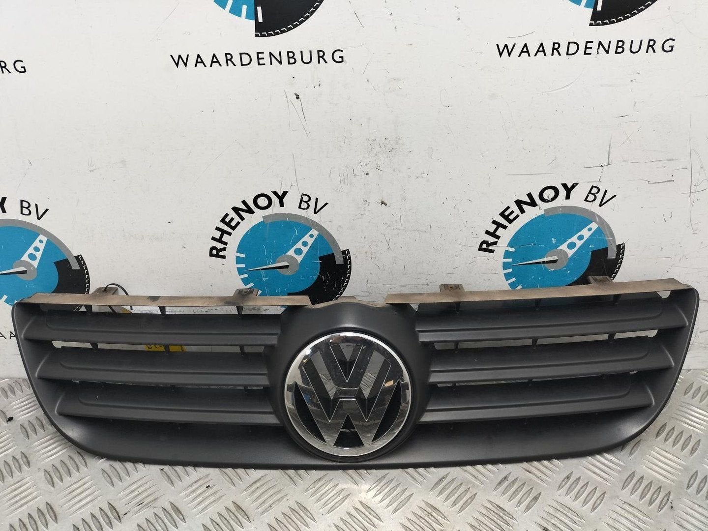 VOLKSWAGEN POLO 9N3 COMFORTLINE GRILLE 2008, Ophalen of Verzenden, Gebruikt, ARN erkend