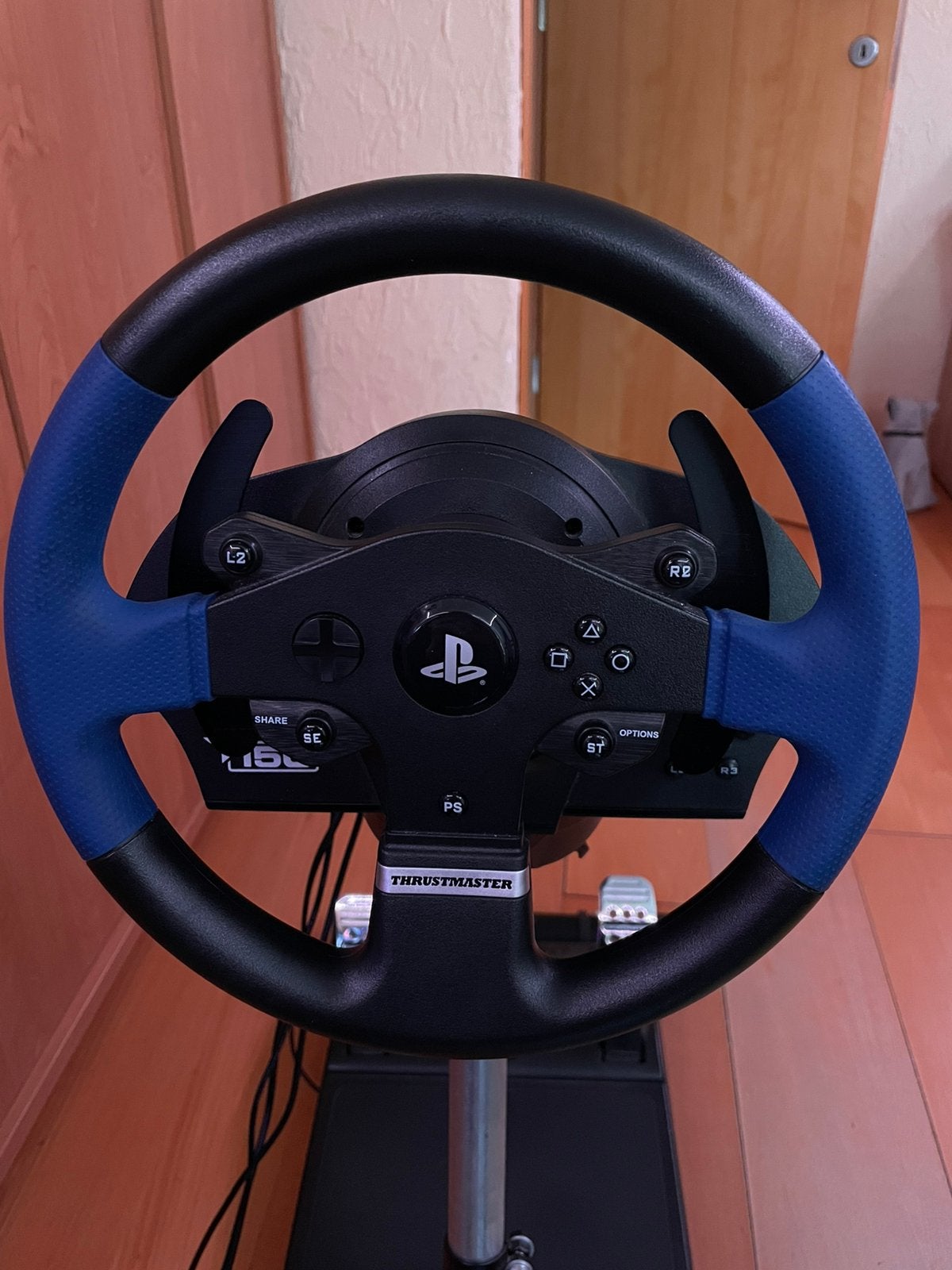 Sim racing setup, Consoles de jeu & Jeux vidéo, Consoles de jeu | Sony Consoles | Accessoires, Comme neuf, PlayStation 4, PlayStation 5