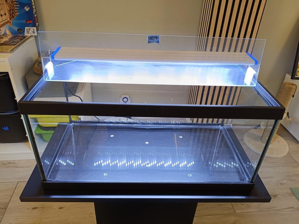 Aquarium set met kast + accessoires - compleet, Dieren en Toebehoren, Vissen | Aquaria en Toebehoren, Ophalen