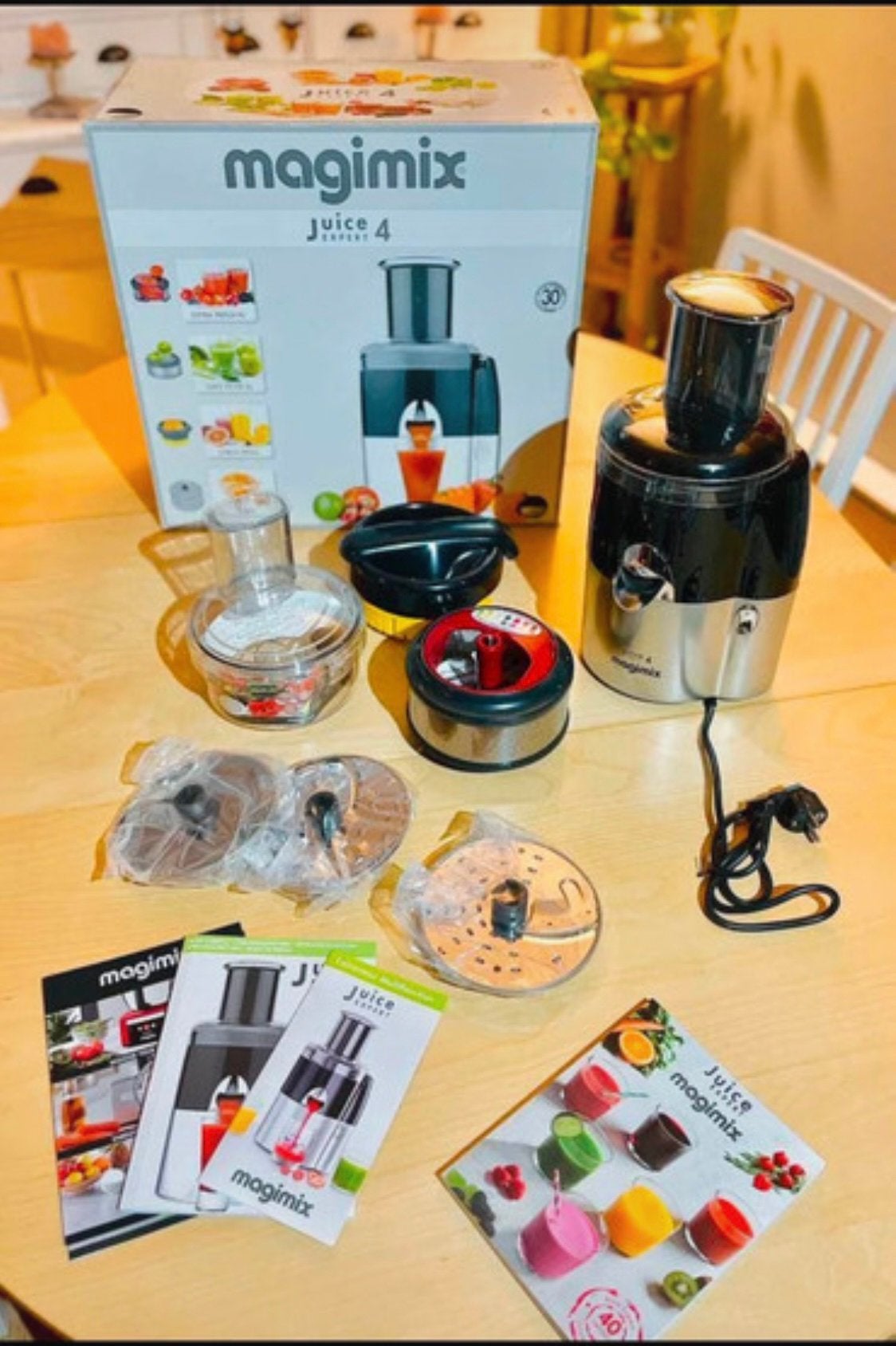 Magimix Juice expert 4 NEUF, Elektronische apparatuur, Ophalen of Verzenden, Zo goed als nieuw