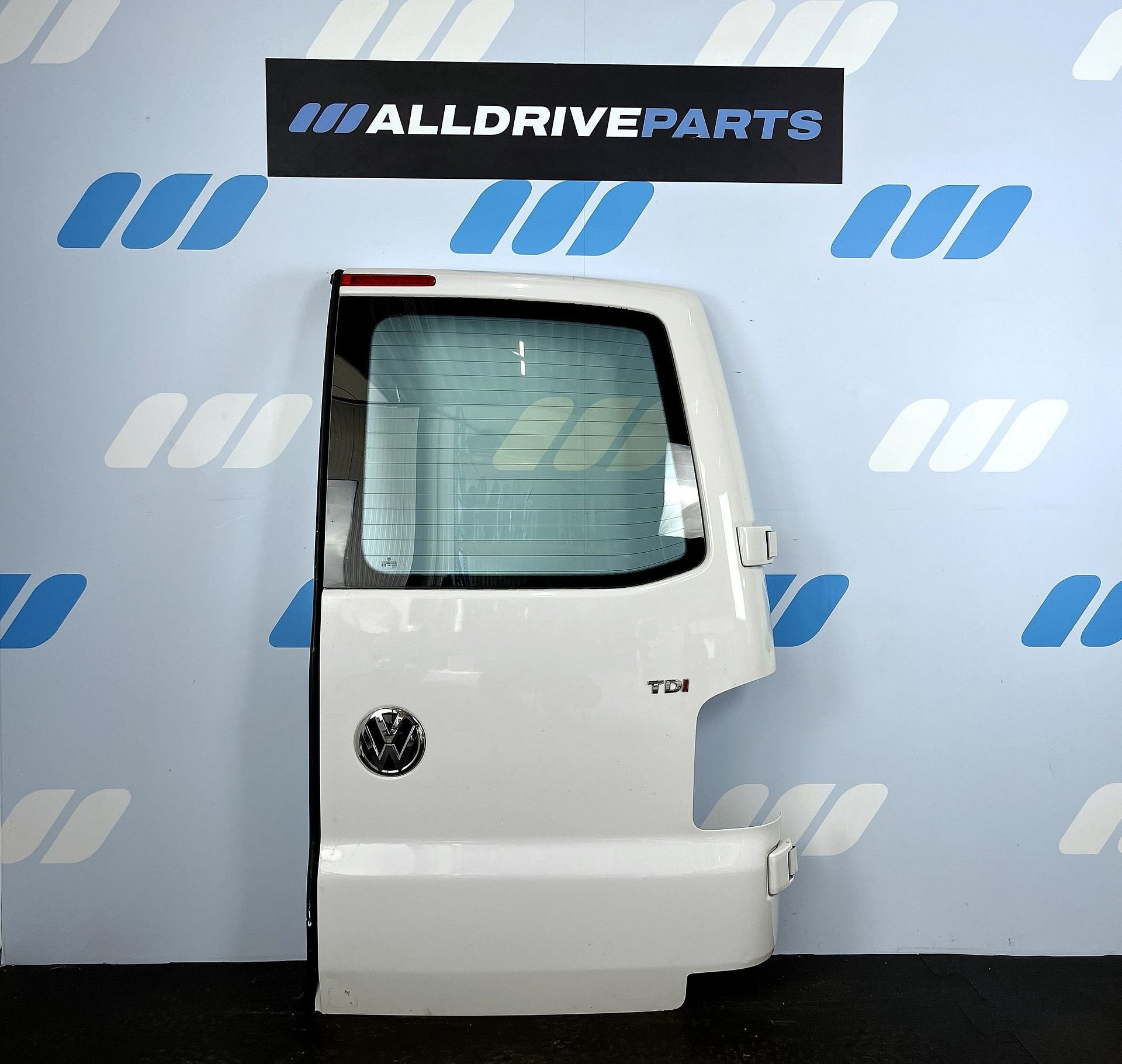 Porte arrière droite VW T6 avec vitre LB9A 7H0827092AQ, Autos : Pièces & Accessoires, Arrière, -, Haillon arrière, Utilisé