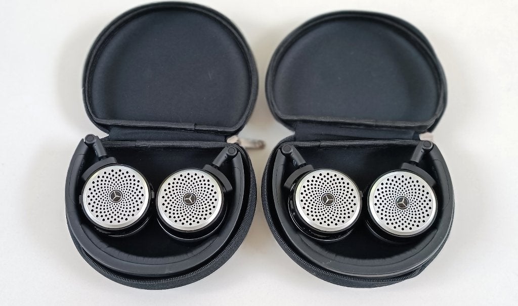 Casque sans fil Mercedes 2 P104 — Harman Becker LEATHER RF, Enlèvement ou Envoi, Comme neuf