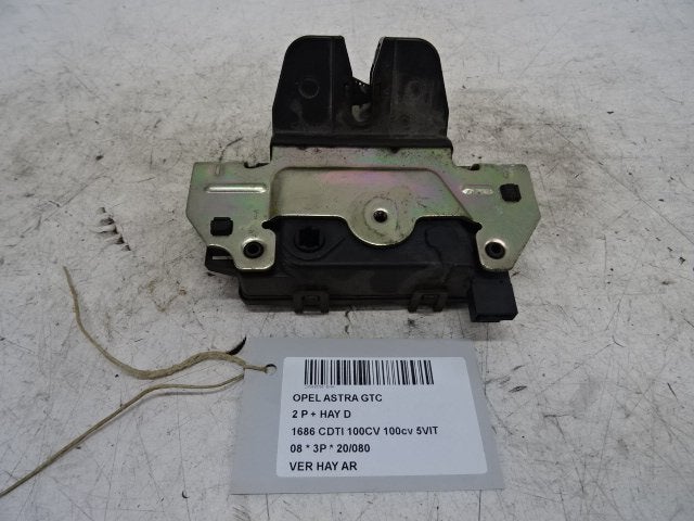 SERRURE COFFRE Opel Astra H GTC (L08) (01-2005/12-2011), Utilisé, Opel, Haillon arrière