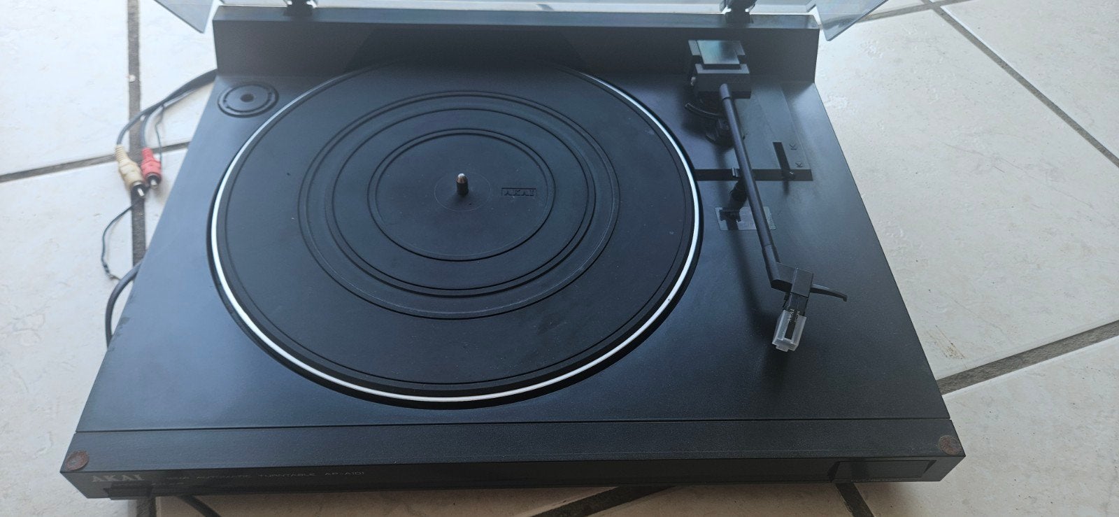 Platine ( tourne-disque) Akai AP-A101, Audio, Tv en Foto, Platenspelers