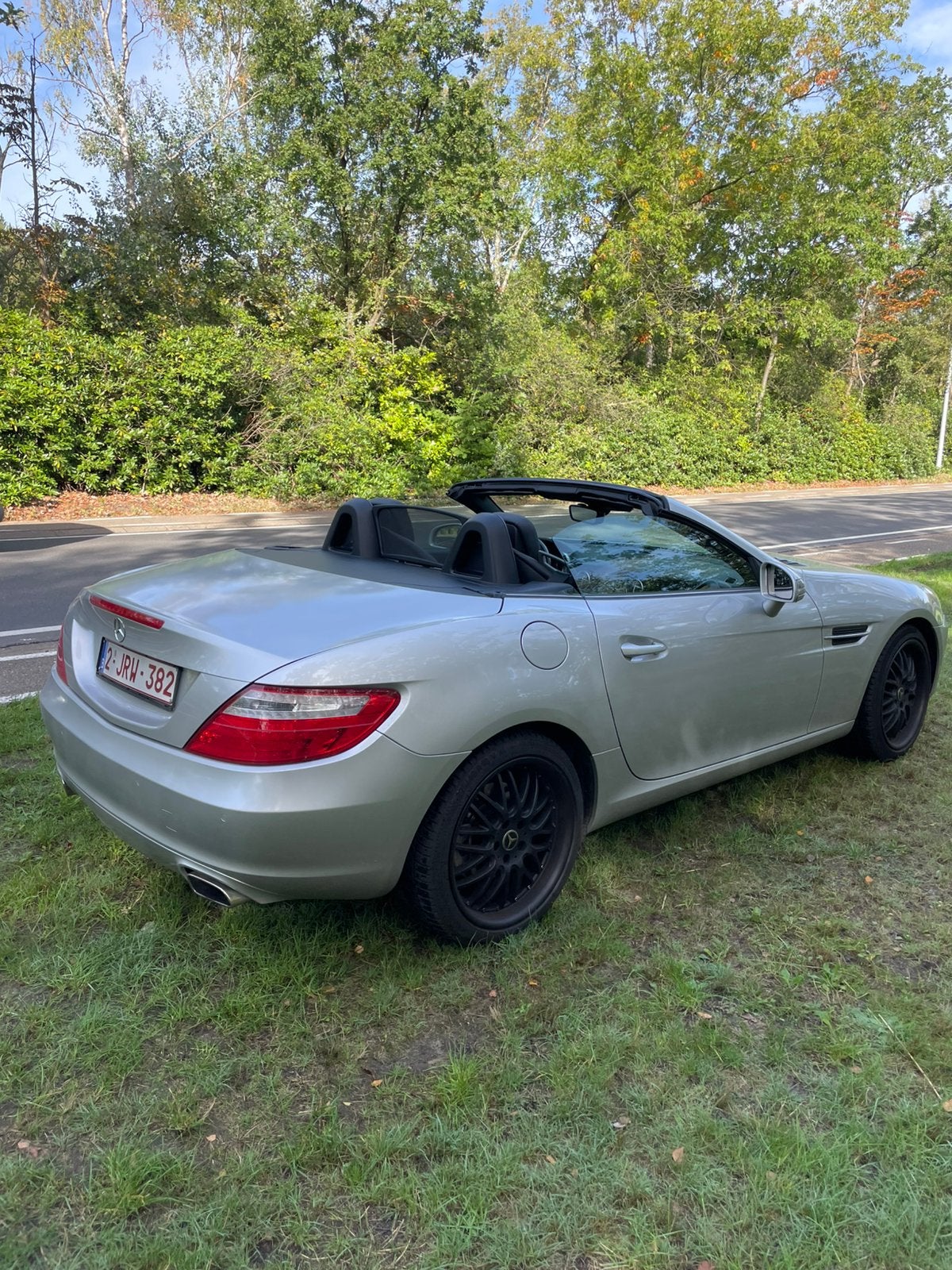 Mercedes-benz SLK 200, Autos, Cuir, Achat, 135 kW, Noir