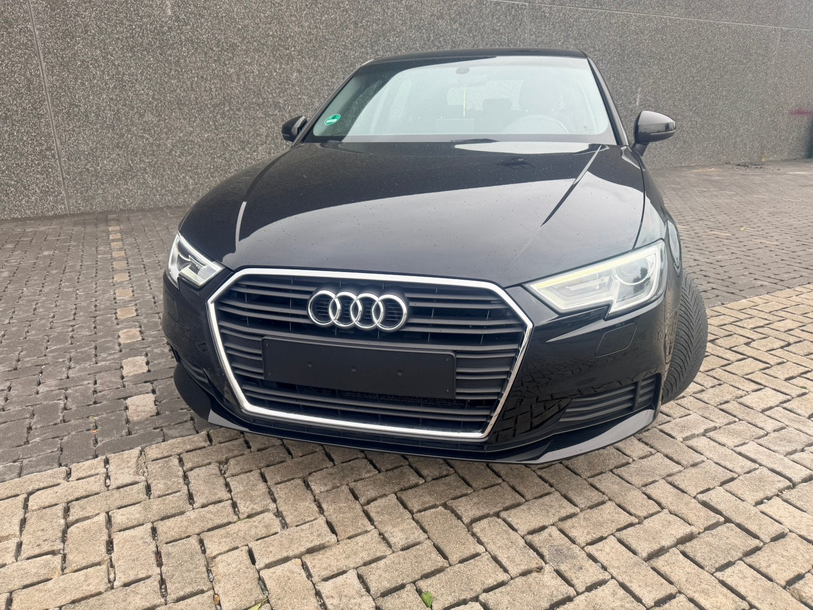 AUDI A3 SPORTBACK 1.6 TDI ! 1 ste eigenaar!!, Auto's, Euro 6, 1600 cc, Zwart, Diesel