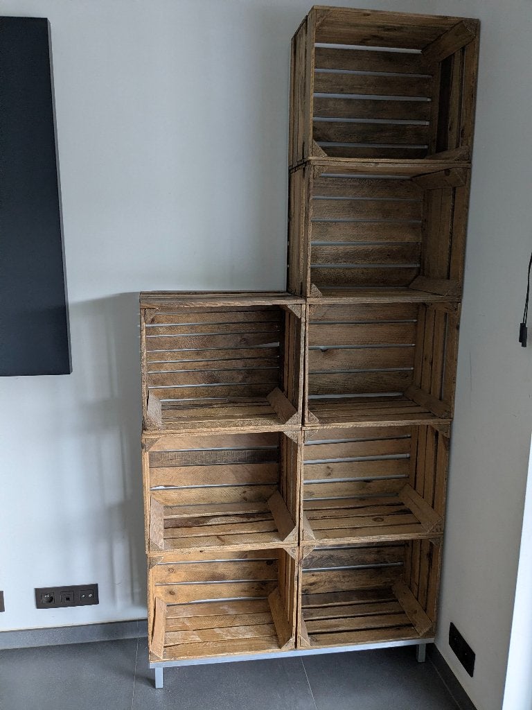 Kast gemaakt van houten fruitkisten, Ophalen, Met plank(en), Gebruikt, 200 cm of meer