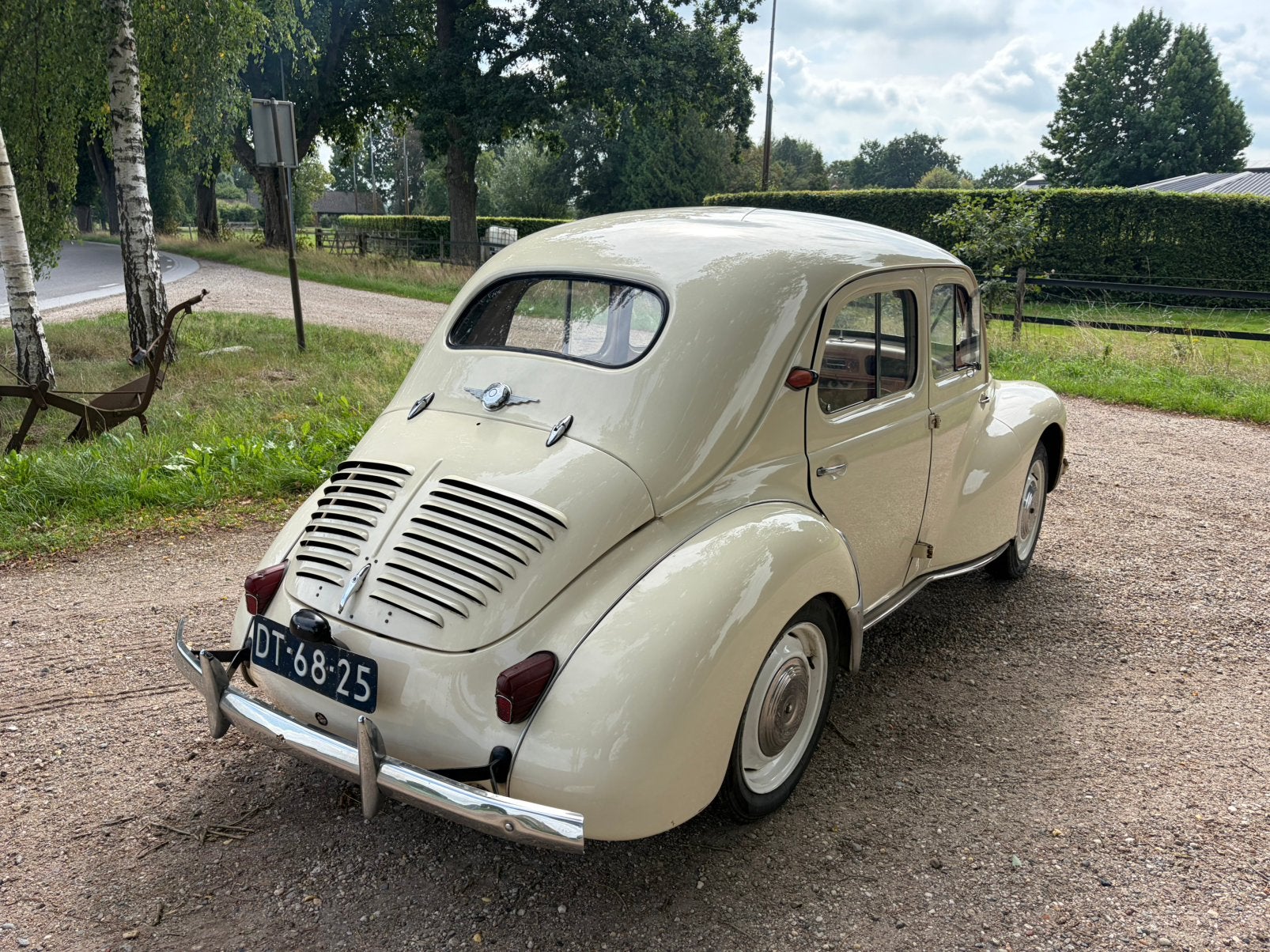 Renault 4 cv, foto 2