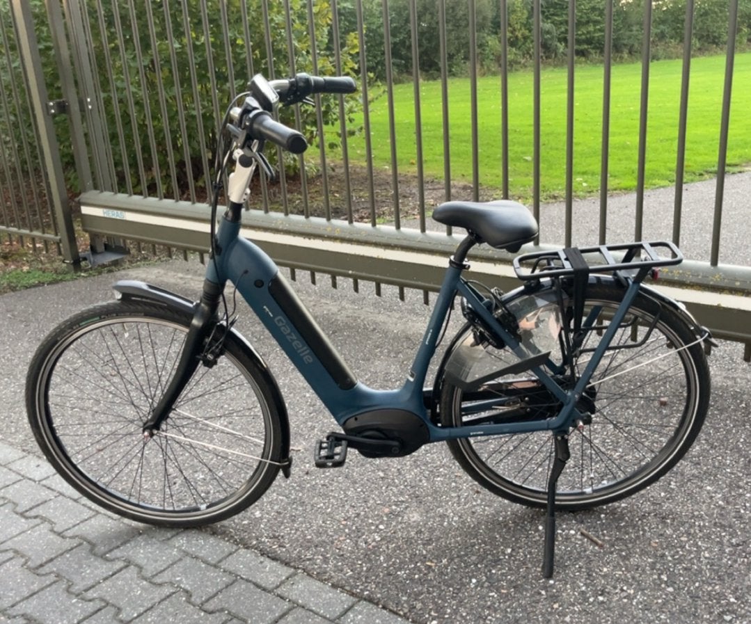 Gazelle grenoble c8 GOED VAN STAAT 28 inch 2021 bosch E-bike, Fietsen en Brommers, Ophalen of Verzenden, Zo goed als nieuw, Gazelle