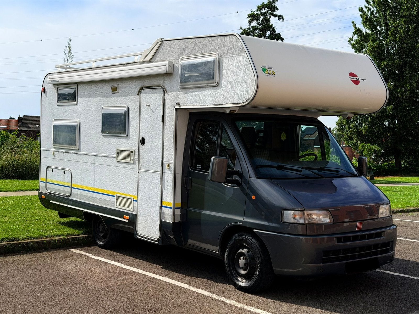 CAMPING-CAR BURSTNER 2.5 DIESEL – 130.000 KM – TRÈS BON ÉTAT, Particulier, Diesel, Douche