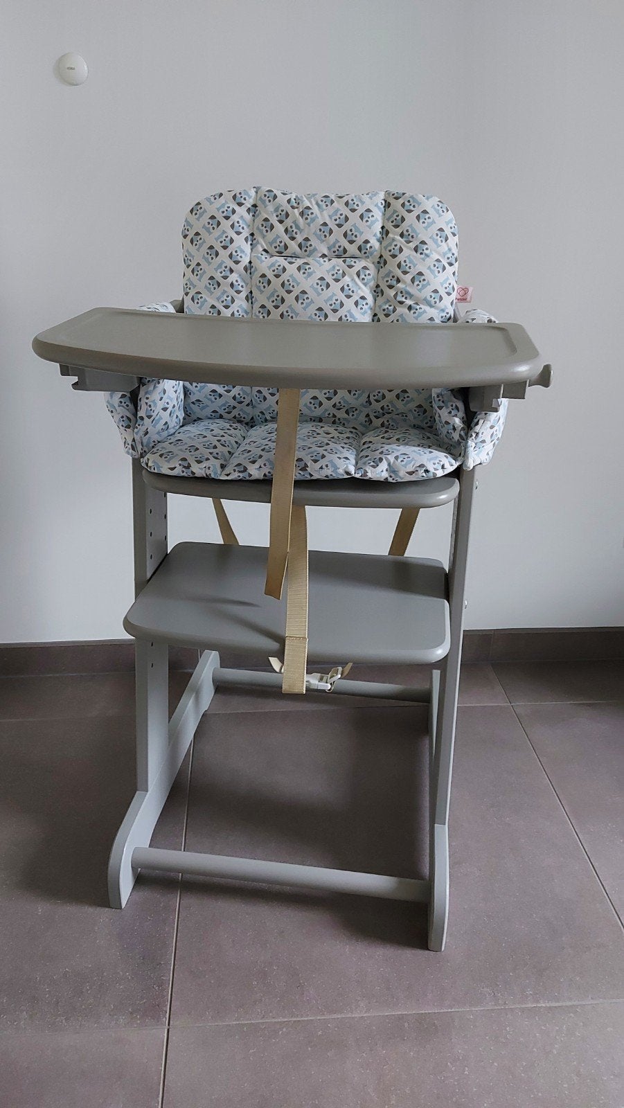 Houten kinderstoel, Kinderen en Baby's, Ophalen, Zo goed als nieuw, Stoelverkleiner
