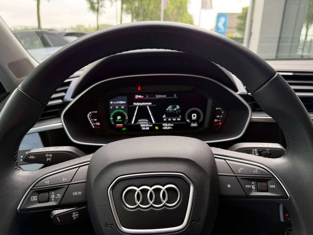 Audi Q3 Sportback Plug in Hybride,Sportback,Camera 360,Pri, Autos, Audi, 1395 cm³, Argent ou Gris, Achat, Entreprise