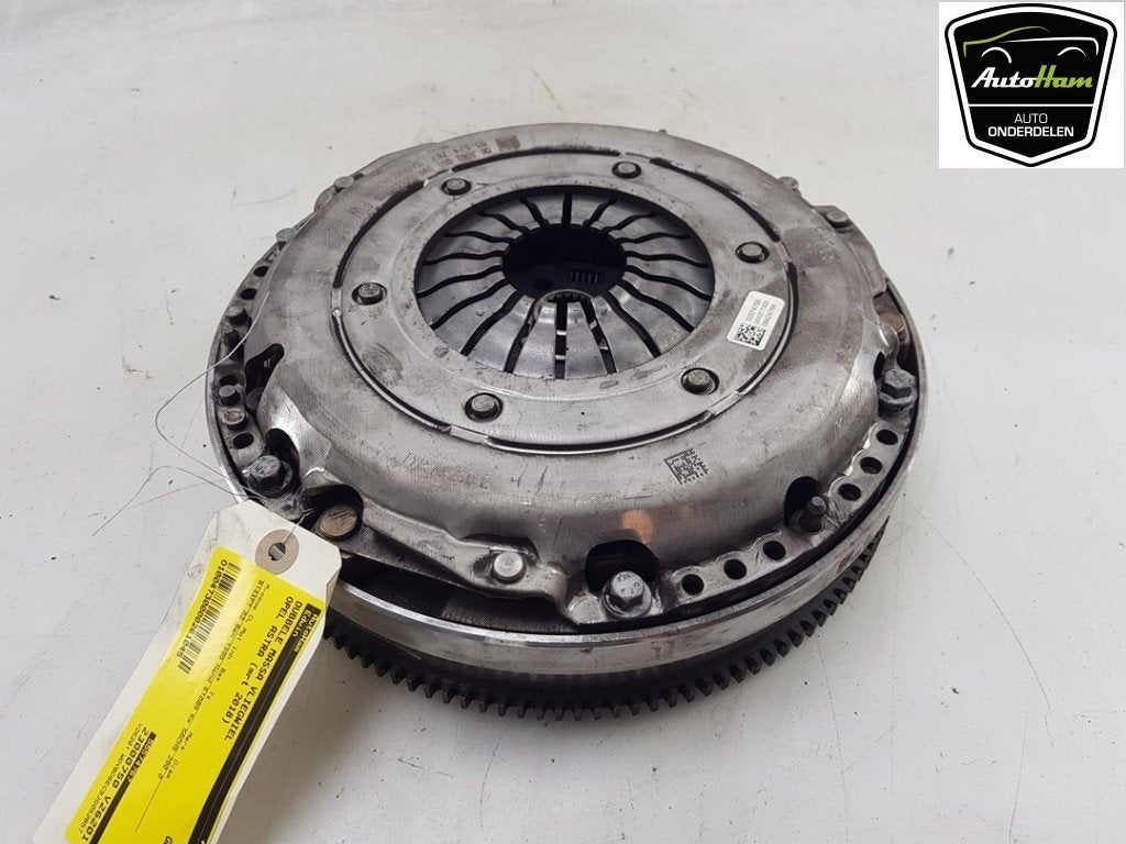 VLIEGWIEL DUBBELE MASSA Opel Astra K (01-2015/12-2022), Gebruikt, Opel
