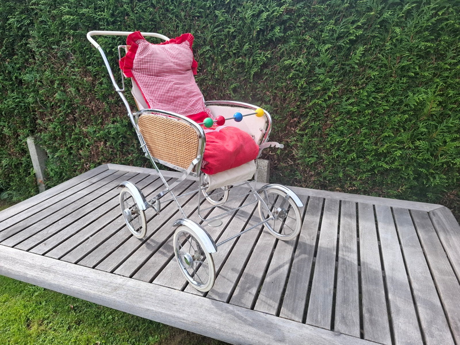 antiek poppenwagen, Ophalen