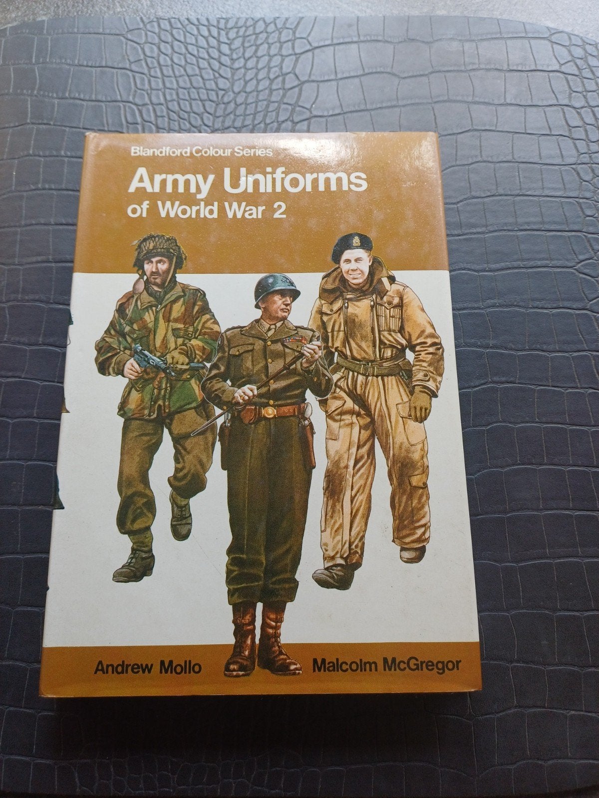Militaria, Enlèvement ou Envoi
