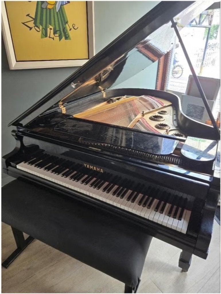 Te koop vleugelpiano yamaha, Muziek en Instrumenten, Ophalen, Gebruikt, Zwart, Vleugel