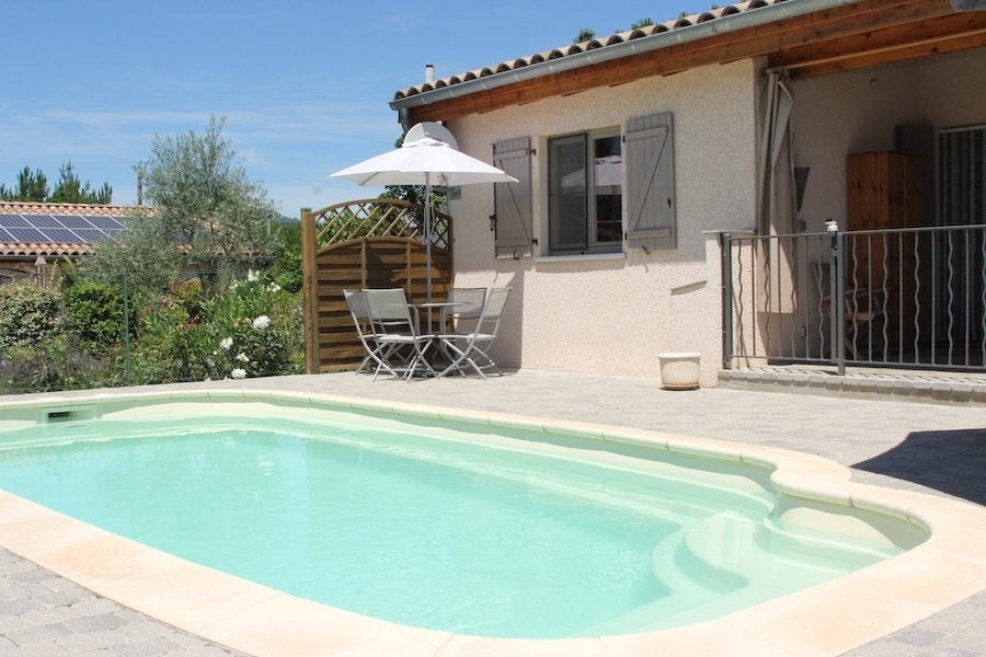 Ardèche: Vakantiewoning met privézwembad en airco, Vakantie, 5 personen, Ardèche of Auvergne, Dorp, Wasmachine