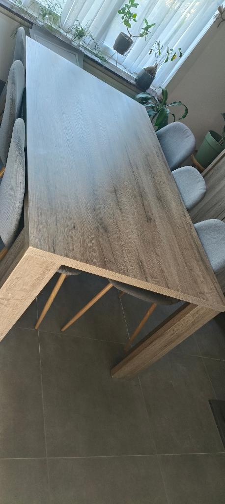 Tafel, Enlèvement