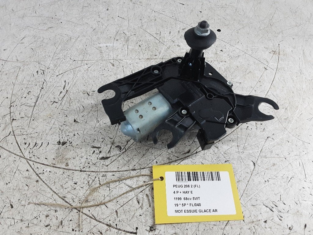 MOTEUR ESSUIE-GLACE ARRIÈRE 208 I (CA / CC / CK / CL), Kontakt-peugeot@peugeot.com, Utilisé, Peugeot Deutschland GmbH, Bahnhofsplatz
65423  Rüsselsheim, DE