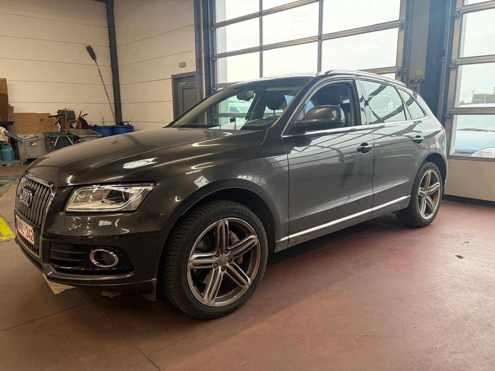 Pompe diesel Audi Q5 3.0 Quattro cassée, Autos, Cuir, Argent ou Gris, Achat, Euro 6