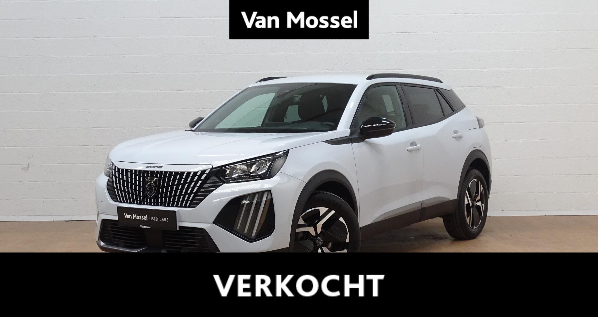 Peugeot 2008 1.2 HYBRID 136 e-DSC6 Allure, Auto's, Stof, Gebruikt, Zwart, 110 g/km