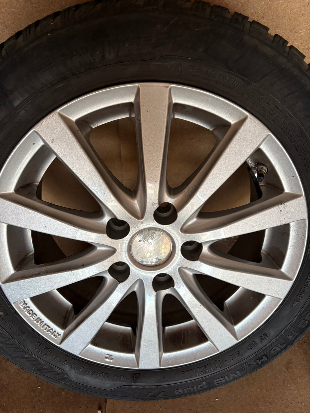 Aluminium velgen met winterbanden, Ophalen, Winterbanden, Velg(en)
