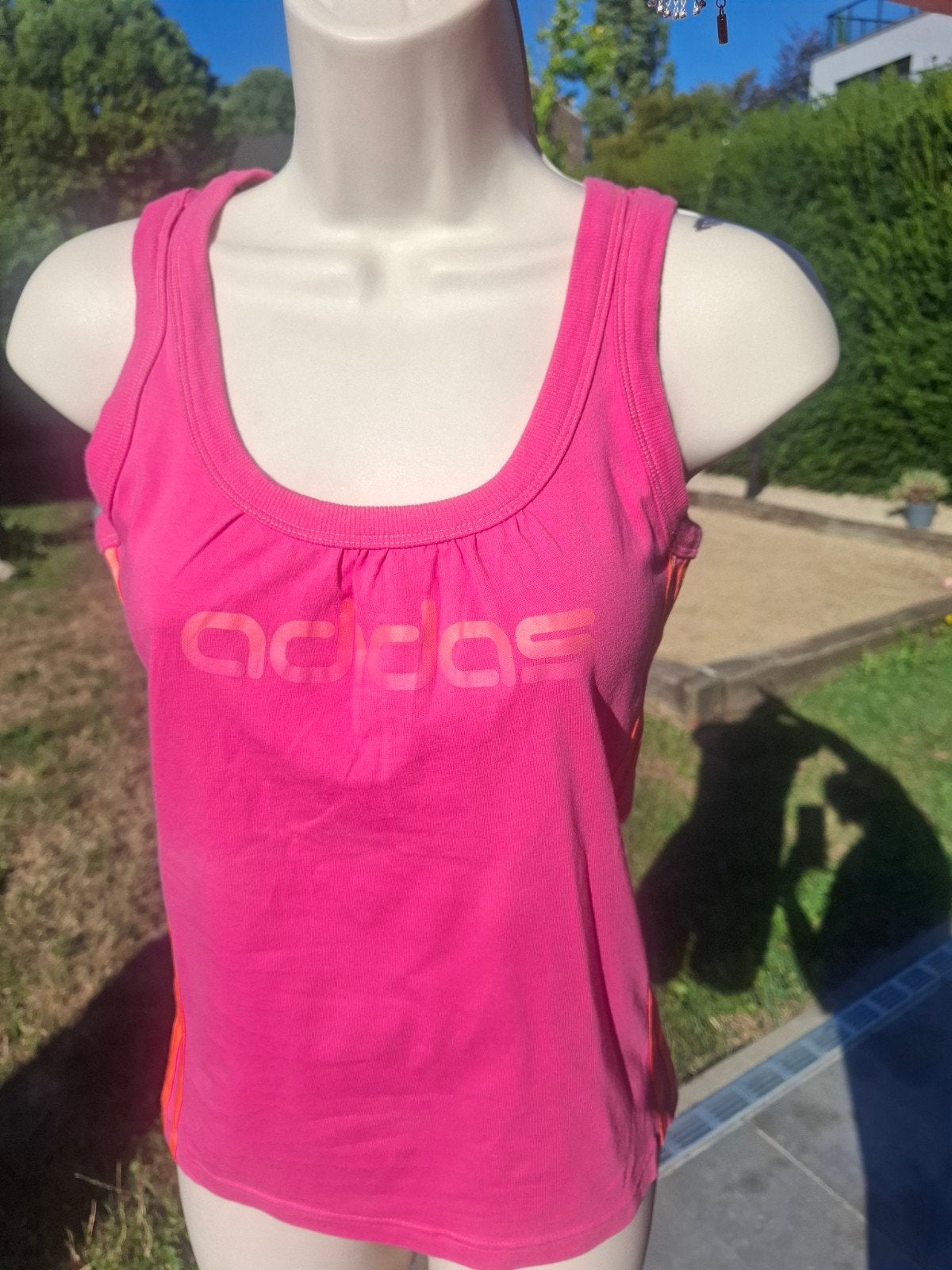 débardeur Adidas S rose vif, Adidas, Zo goed als nieuw, Roze, Zonder mouw