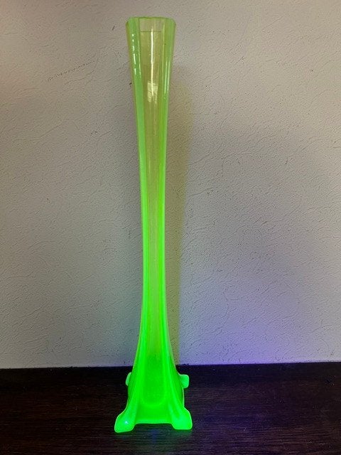 Soliflore vaas Val Saint Lambert, Herbatte, Uraniumglas, Ophalen