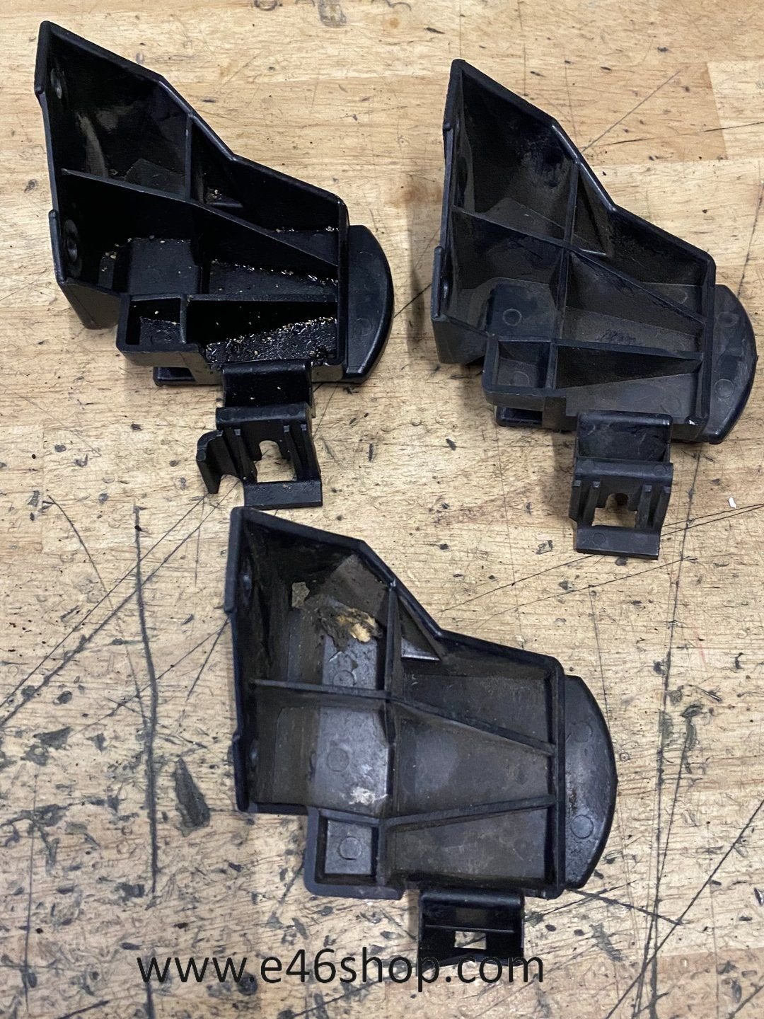 BUMPERSTEUN LINKS VOOR BMW E46 OE 229449, -, Utilisé, -, Enlèvement ou Envoi