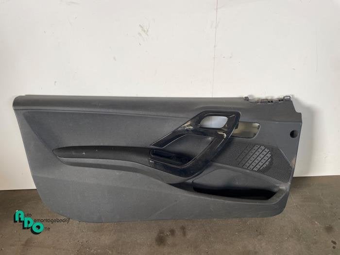 Revêtement portière 2portes gauche d'un Peugeot 208 (208 1, -, 3 mois de garantie, Utilisé, -