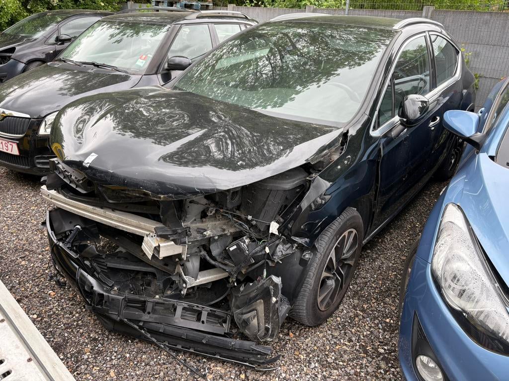 Ds Automobile DS4 *** ACCIDENTÉE ***, Autos : Divers, Voitures accidentées, DS, Automatique, Enlèvement, Essence