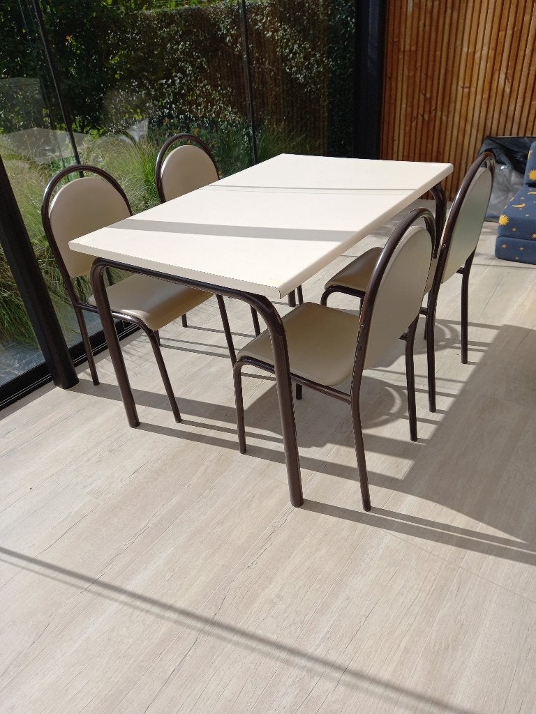 Keuken tafel met 4 stoelen, Ophalen, Gebruikt, 100 tot 150 cm, 50 tot 100 cm