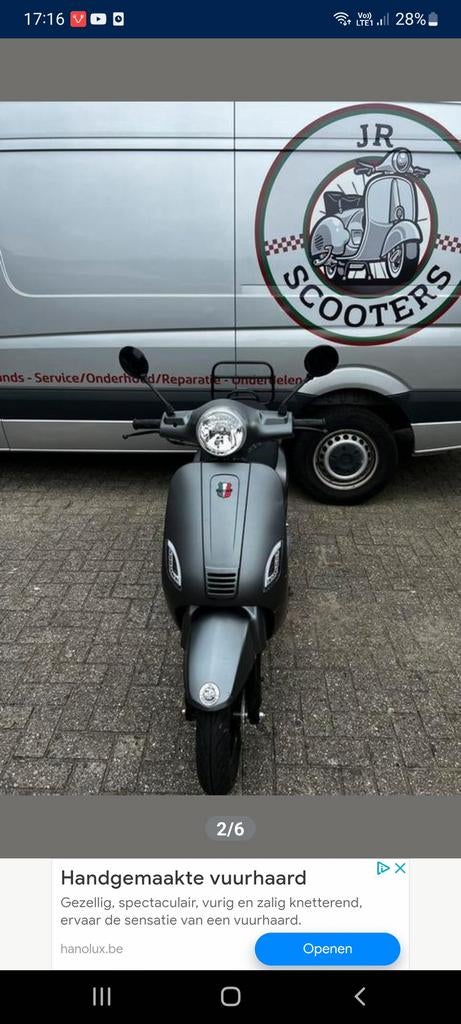 Gts scooter, Fietsen en Brommers, Ophalen, Klasse A (25 km/u), Zo goed als nieuw, Benzine
