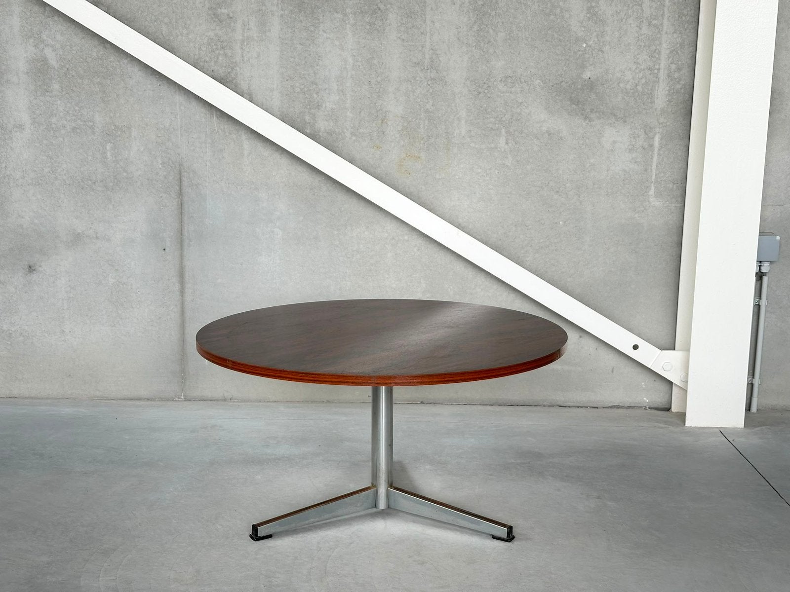Mid-century Round Coffeetable, Enlèvement, Ovale