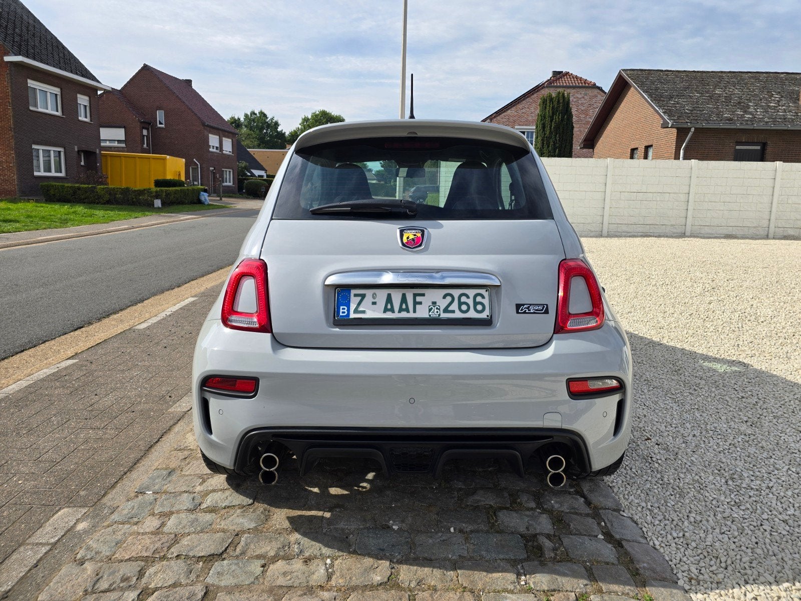 Fiat 595 Abarth -  F595 Edition - Alcantara seats, Auto's, Voorwielaandrijving, Bluetooth, Alcantara, Bedrijf